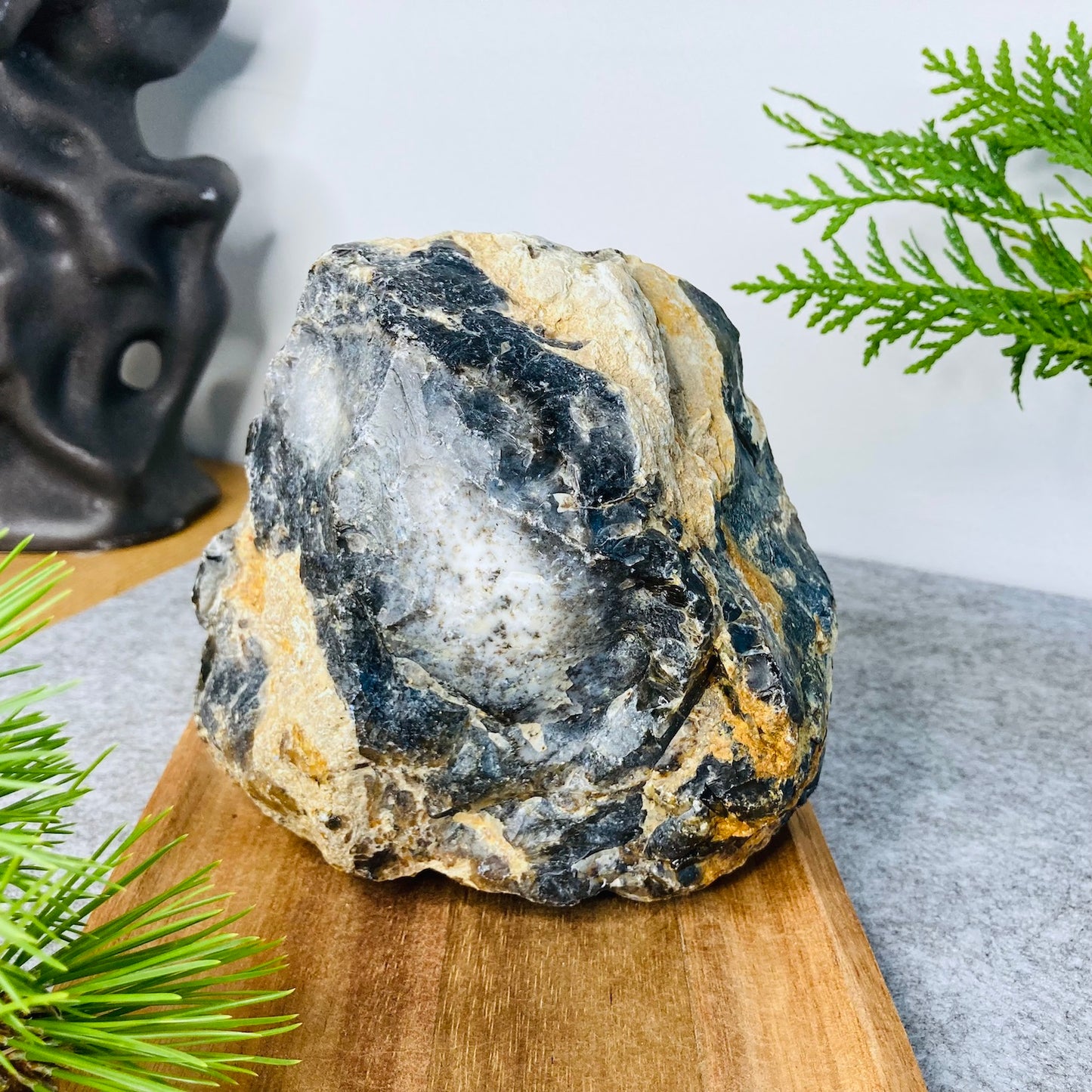 Dendritic Opal