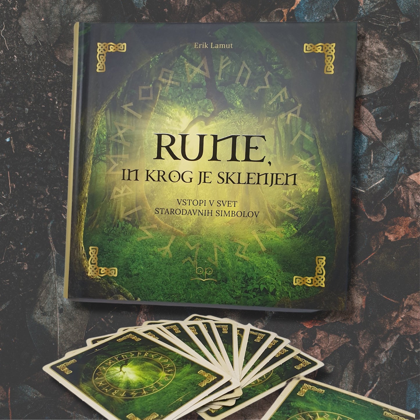 RUNE, in krog je sklenjen (Erik Lamut)