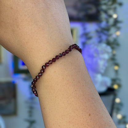 Garnet - Bracelet (4mm)