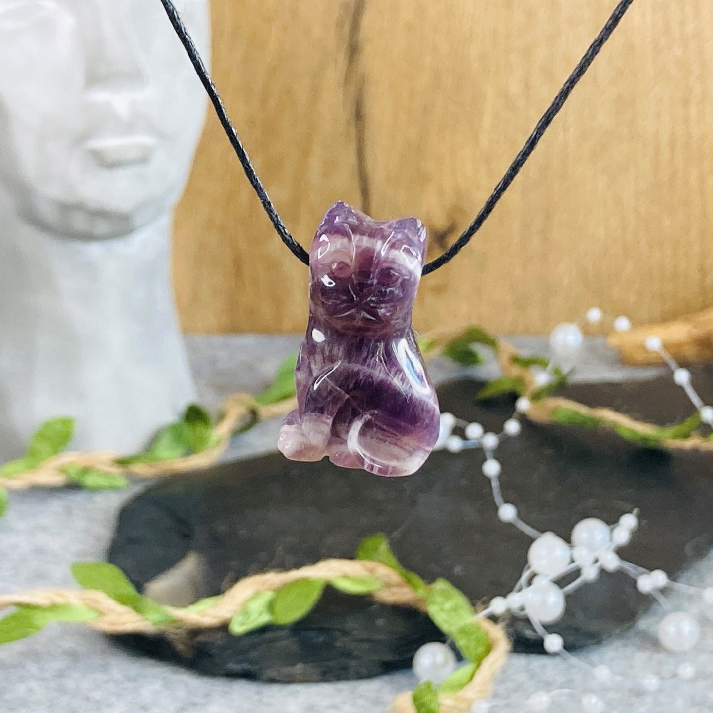 Cat Pendatn - 10 Different Crystals