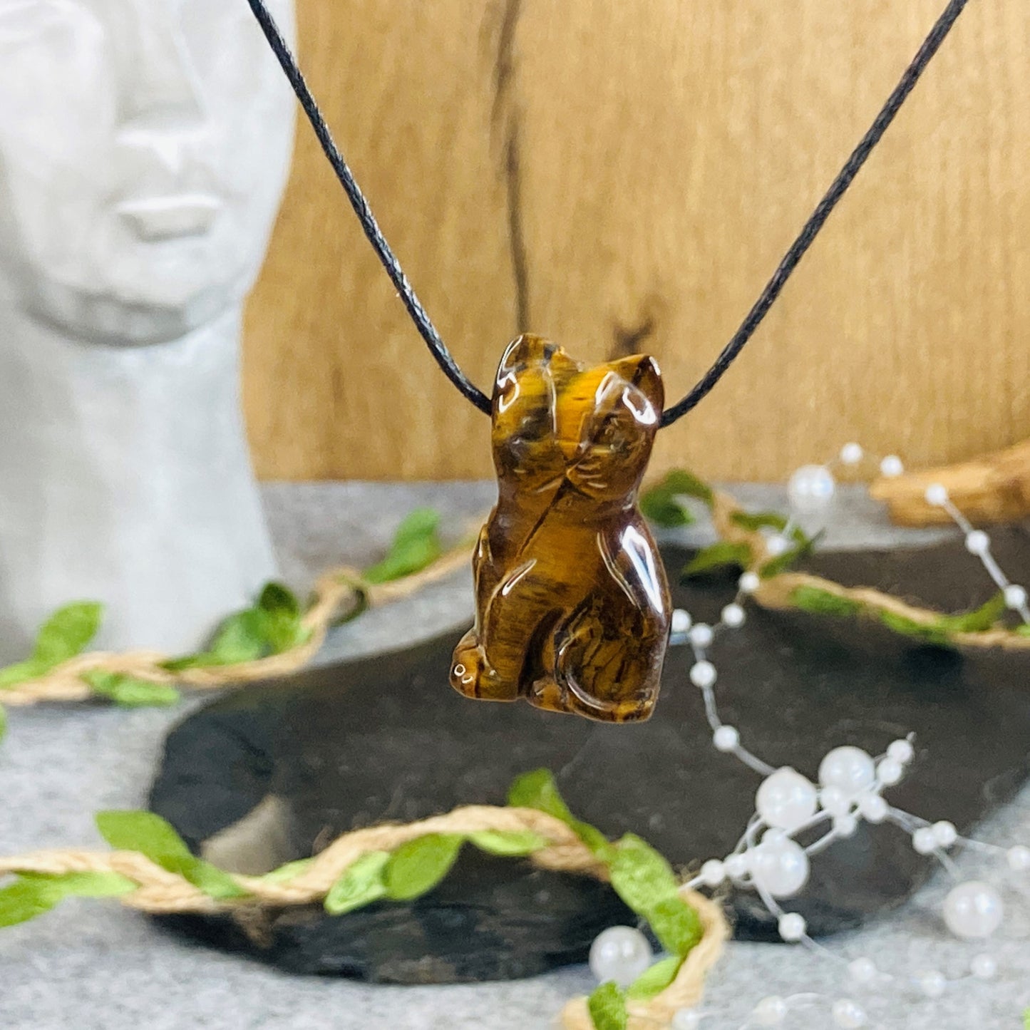 Cat Pendatn - 10 Different Crystals
