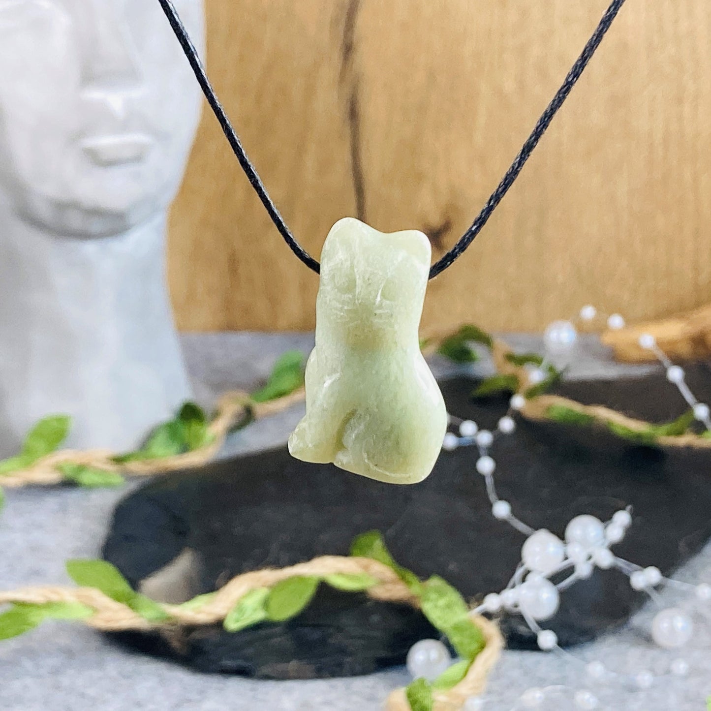 Cat Pendatn - 10 Different Crystals