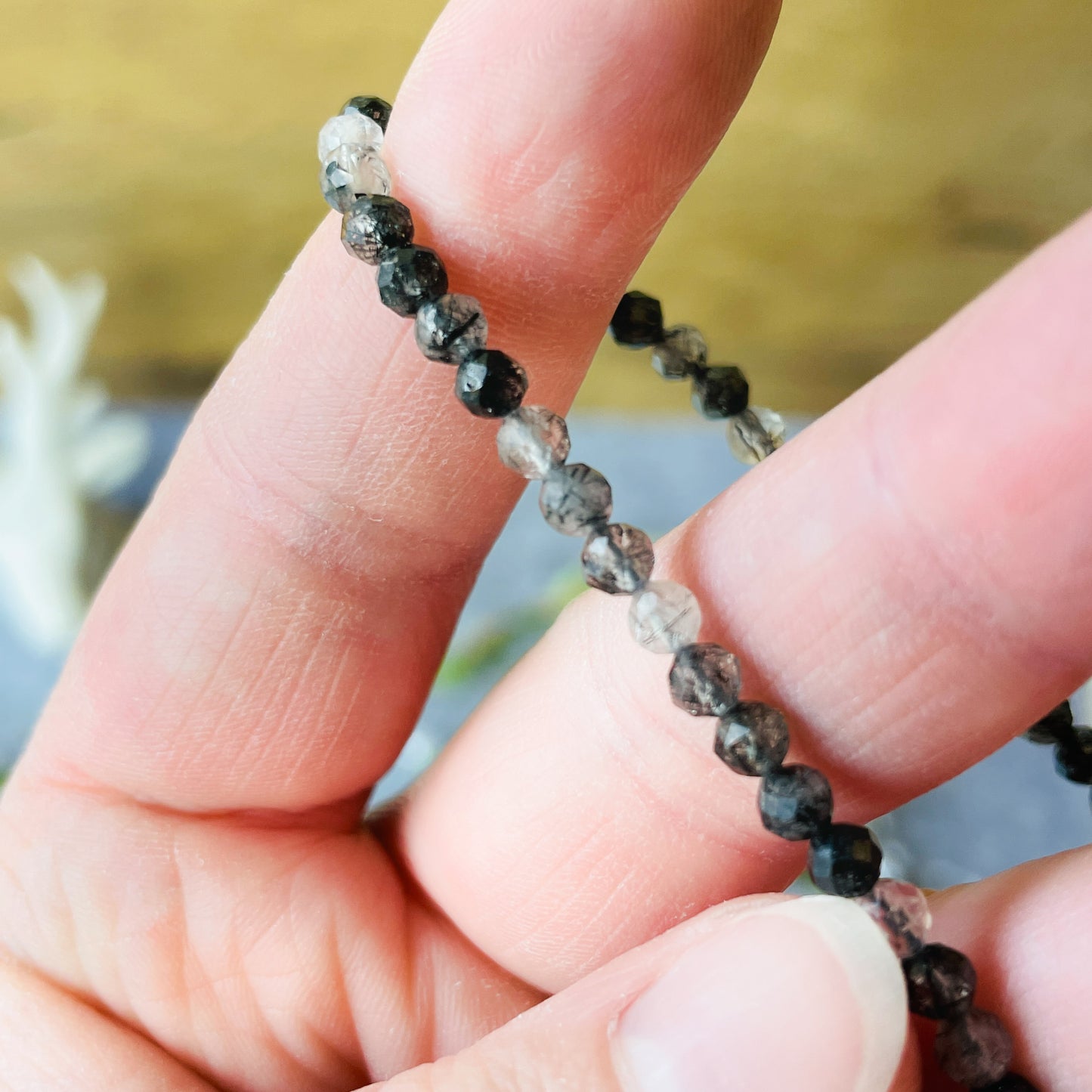 Tourmalinated Quartz - Bracelet (4 mm)