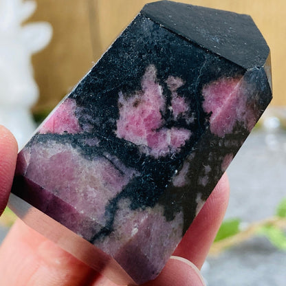 Rhodonite - Mini Tower
